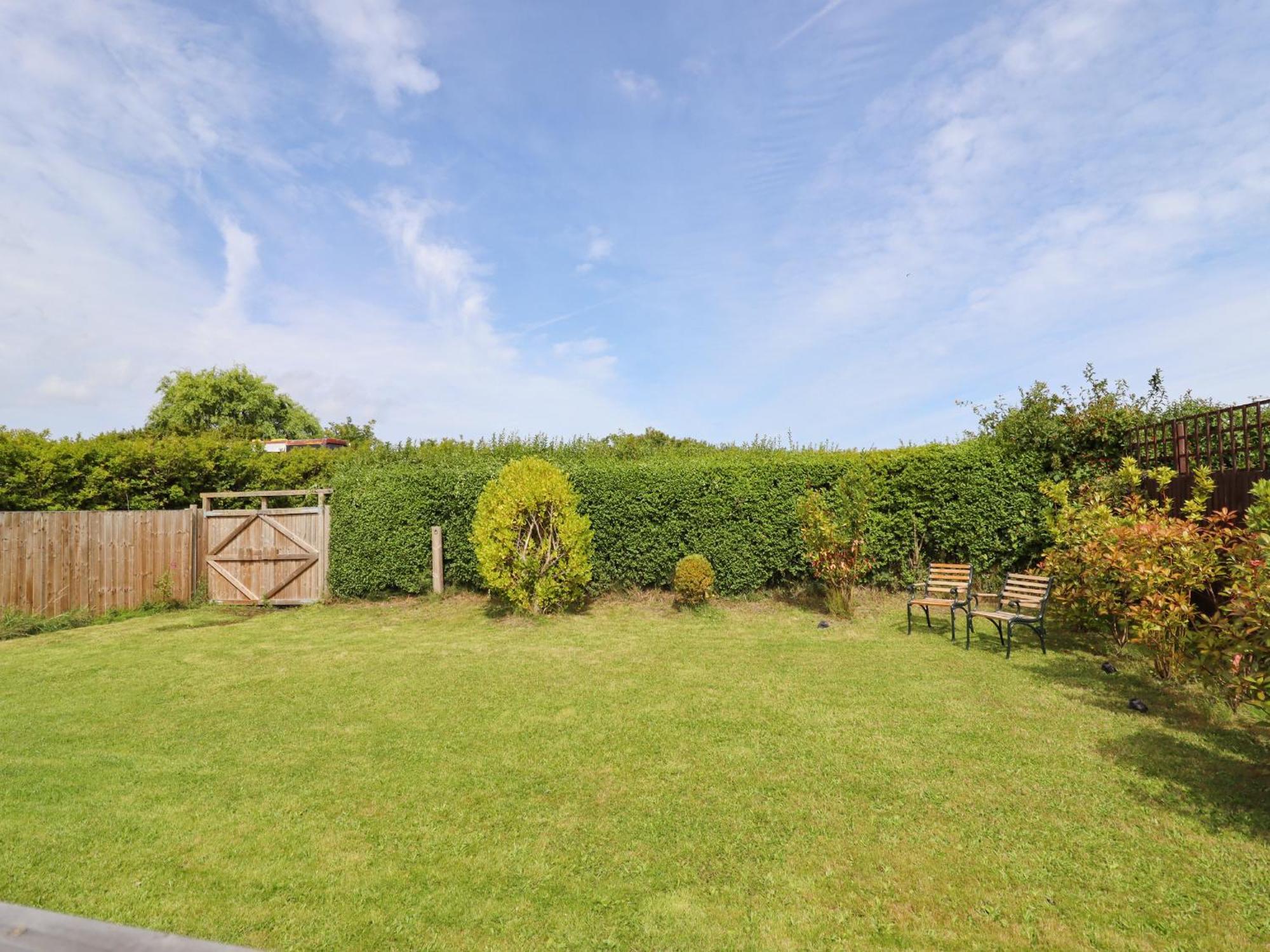 Meols Holiday Lodge ウィラル エクステリア 写真